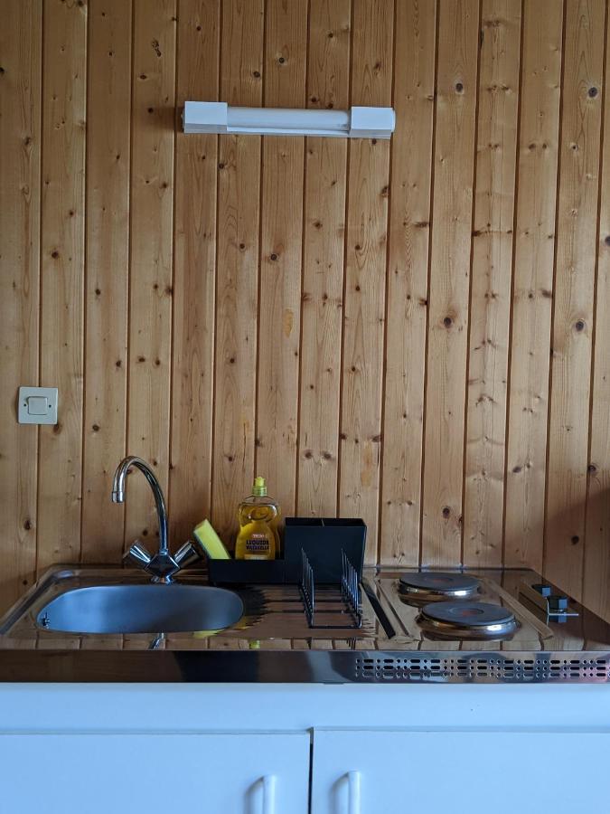 Au Petit Chalet D'Illiers Combray - Salle D'Eau Uniquement Εξωτερικό φωτογραφία