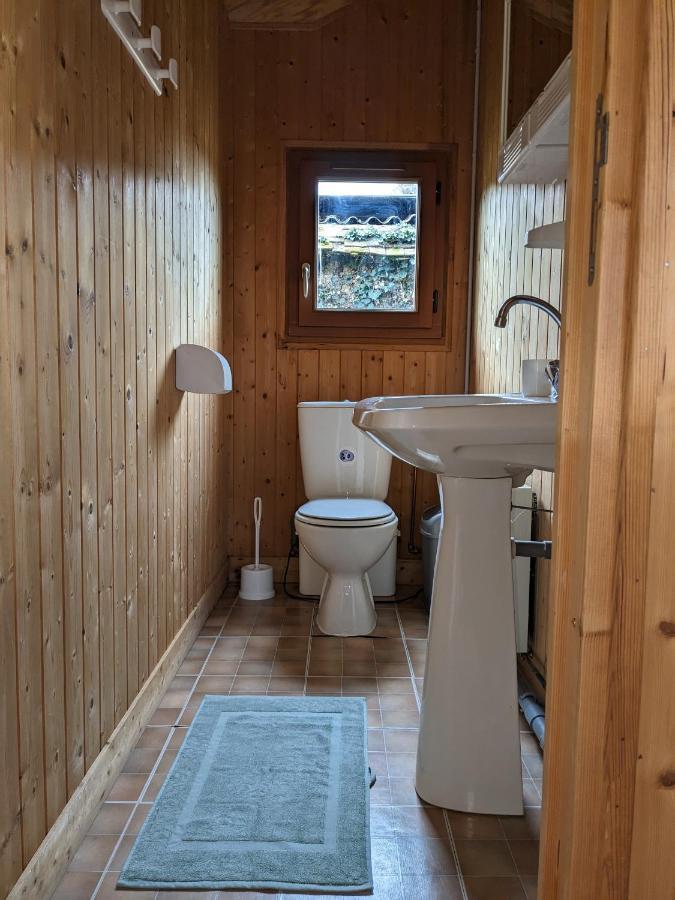 Au Petit Chalet D'Illiers Combray - Salle D'Eau Uniquement Εξωτερικό φωτογραφία